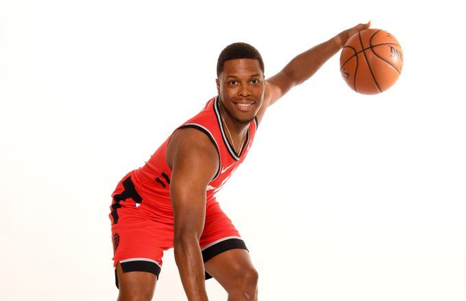 作为国际足 作为国际足