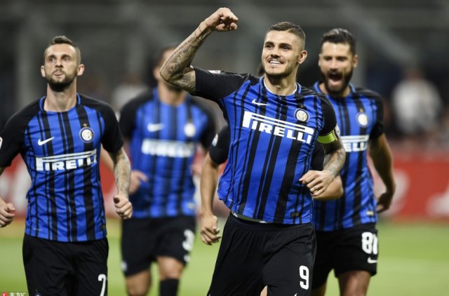 侧翼包夹 侧翼包夹